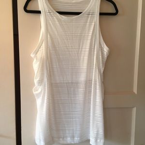 NWOT Lululemon women’s tank